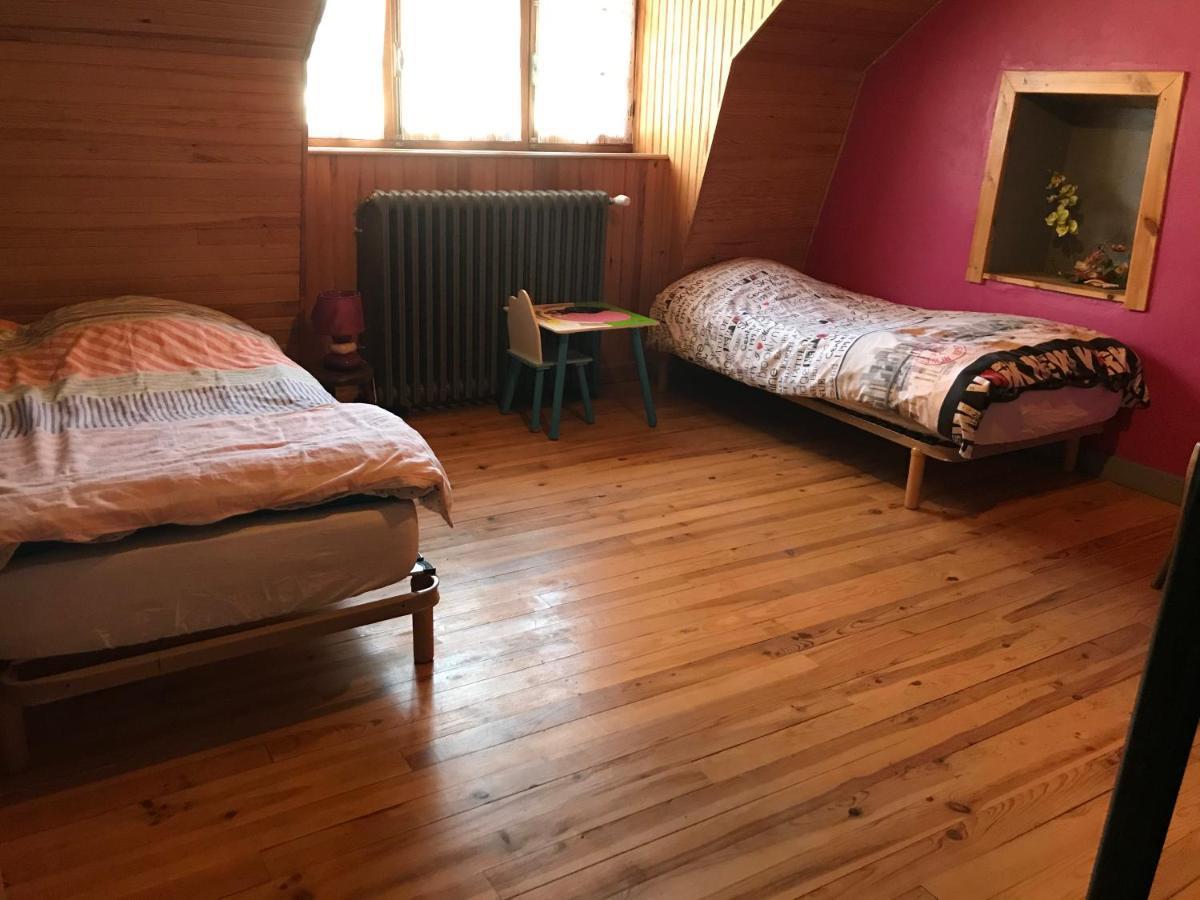 Gite Chez Regine Marcenat  Exteriér fotografie